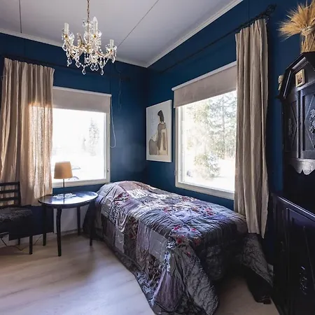 Yoevesi Atelier Home, Yoeveden Ateljeekoti 别墅 米凯利