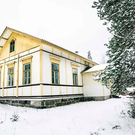 别墅 Yoevesi Atelier Home, Yoeveden Ateljeekoti 米凯利