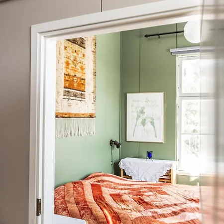 Yoevesi Atelier Home, Yoeveden Ateljeekoti 别墅 *