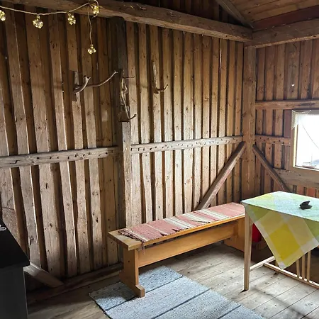 Yoevesi Atelier Home, Yoeveden Ateljeekoti 别墅 *