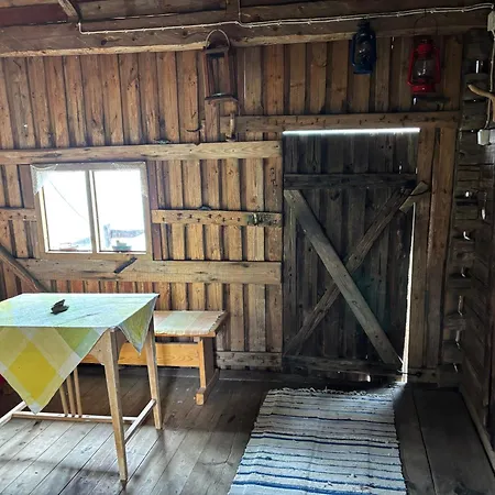 别墅 Yoevesi Atelier Home, Yoeveden Ateljeekoti 米凯利